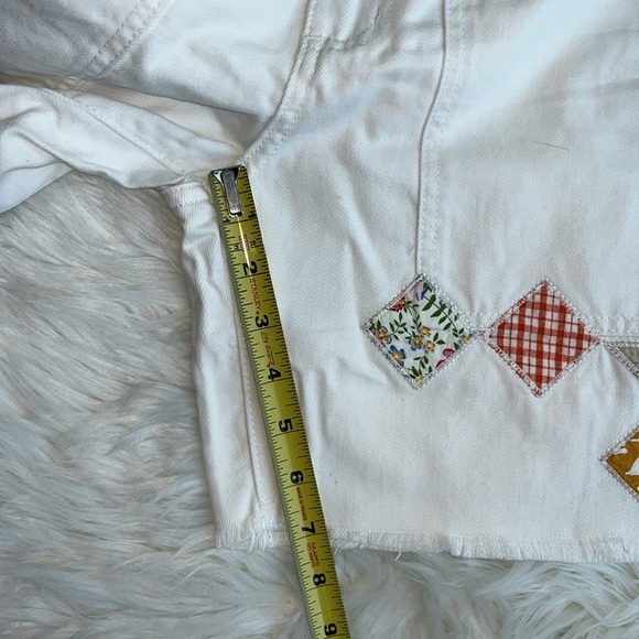 🆕 EASEL Love Stitch White Denim Patchwork Frayed Edge Shorts Cotton Size Small - Picture 11 of 13